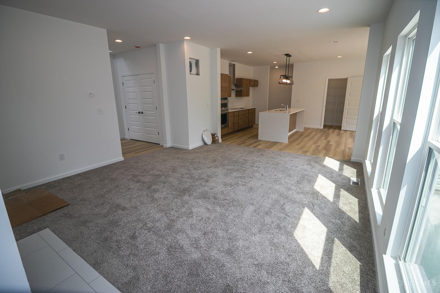 4223 South Avenue Property Photo 5