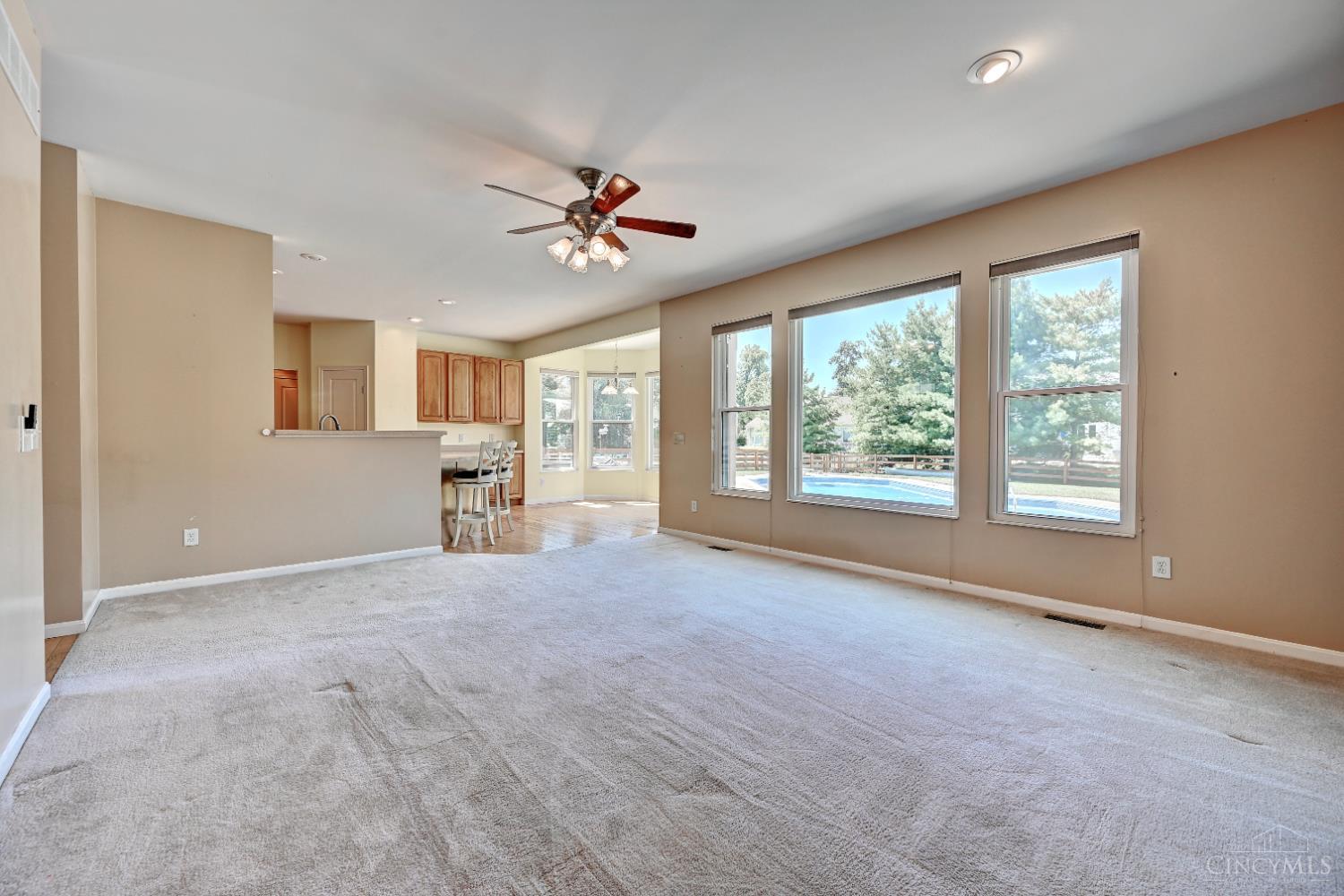 5925 Milburne Drive Property Photo 9
