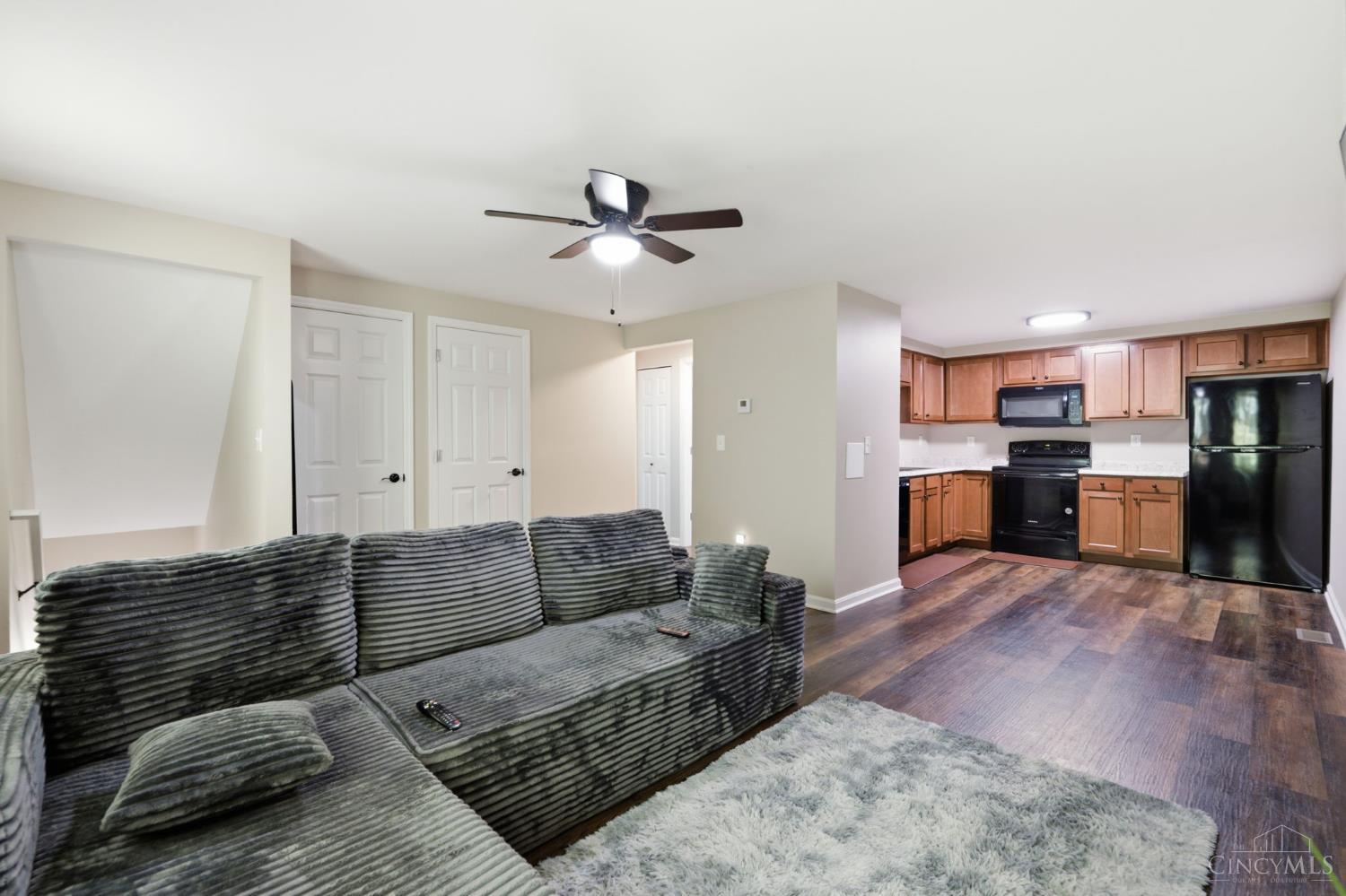 2436 Mustang Drive Property Photo 3