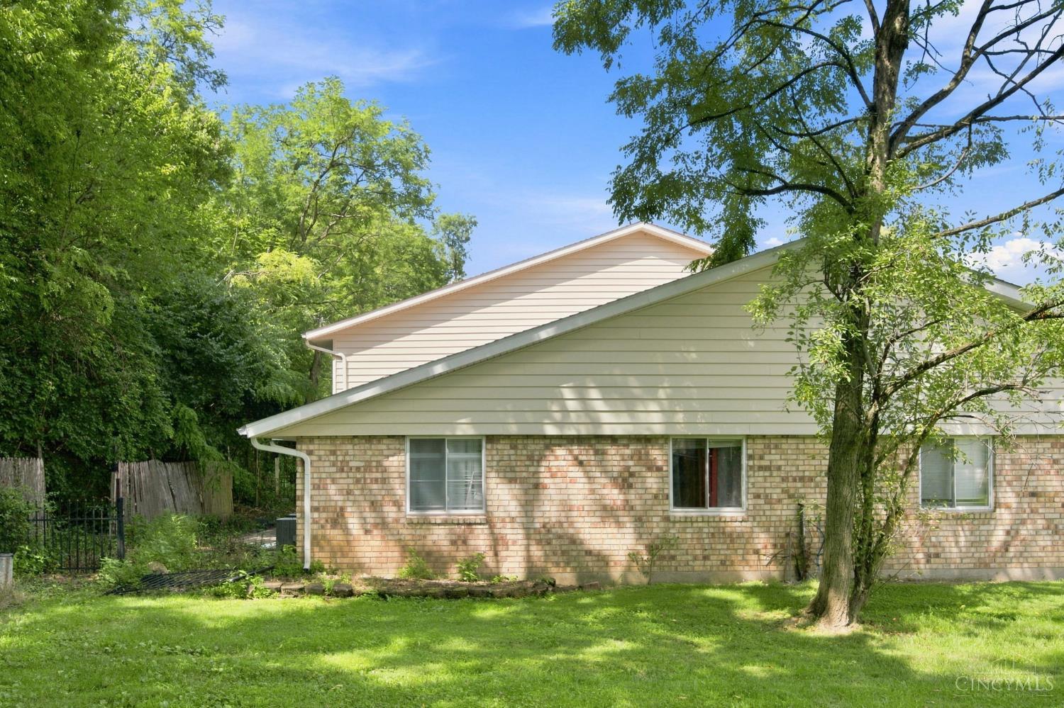 2436 Mustang Drive Property Photo 13