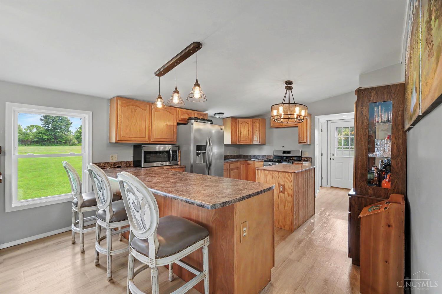 16381 Deer Run Road Property Photo 8