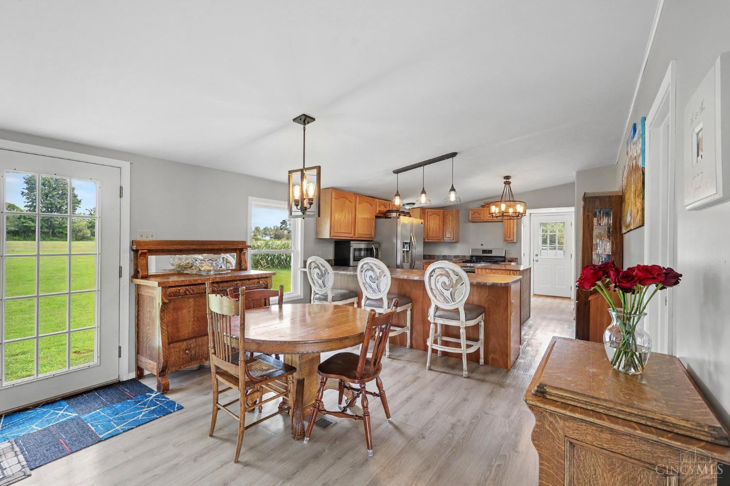 16381 Deer Run Road Property Photo 9