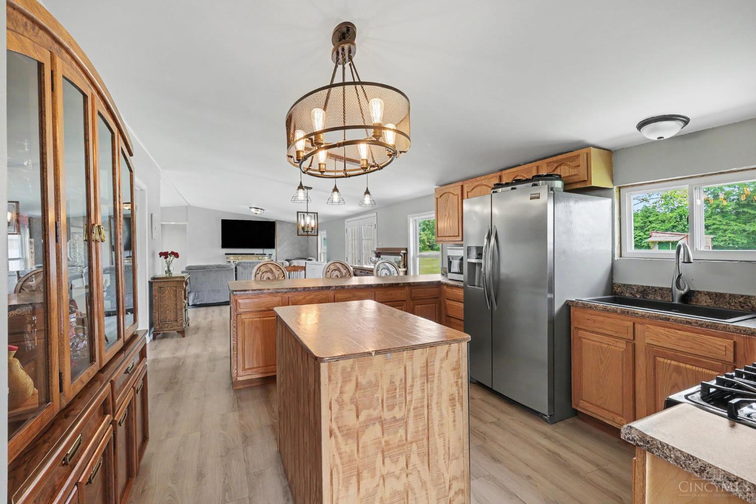 16381 Deer Run Road Property Photo 11