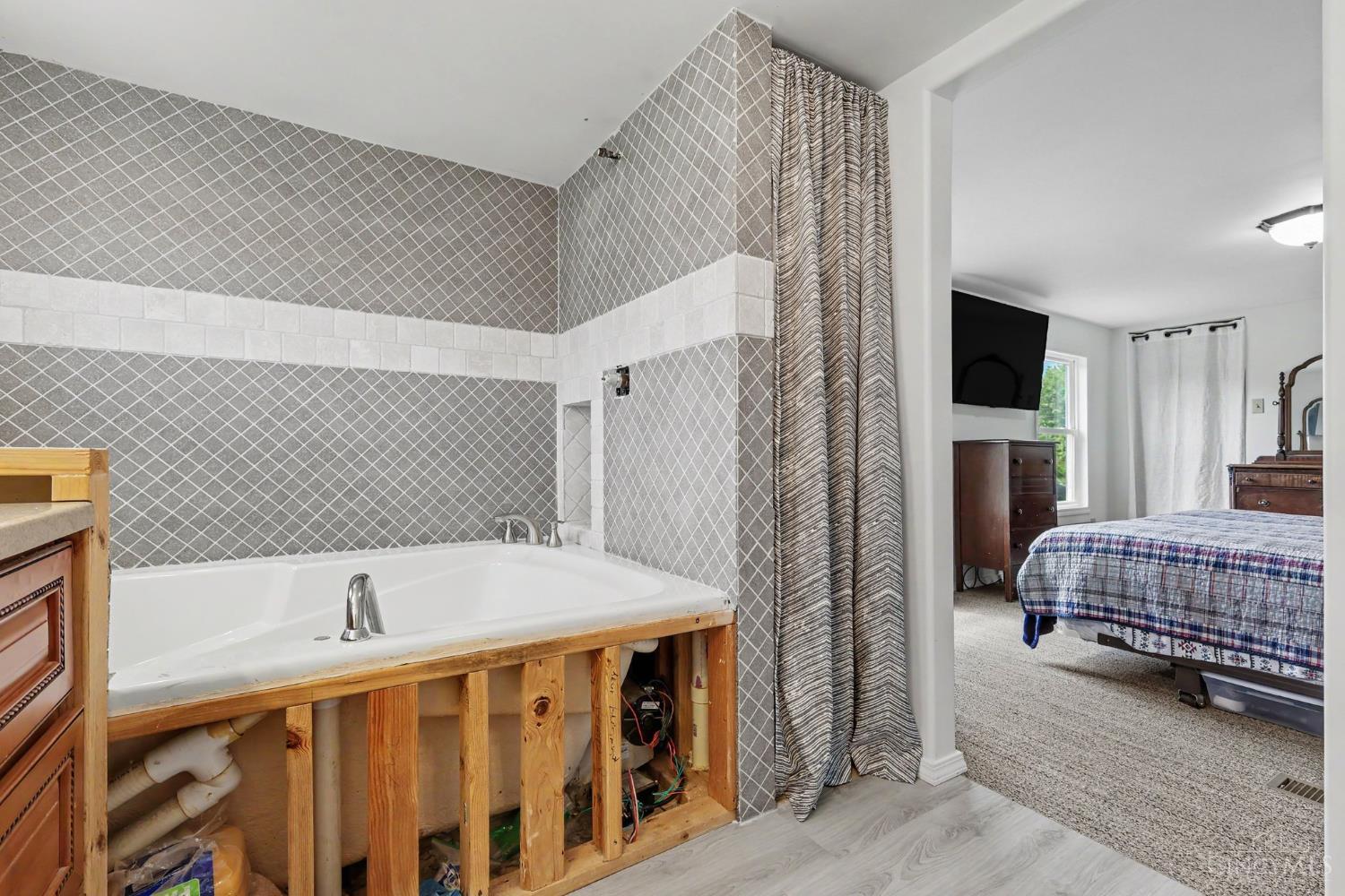 16381 Deer Run Road Property Photo 15