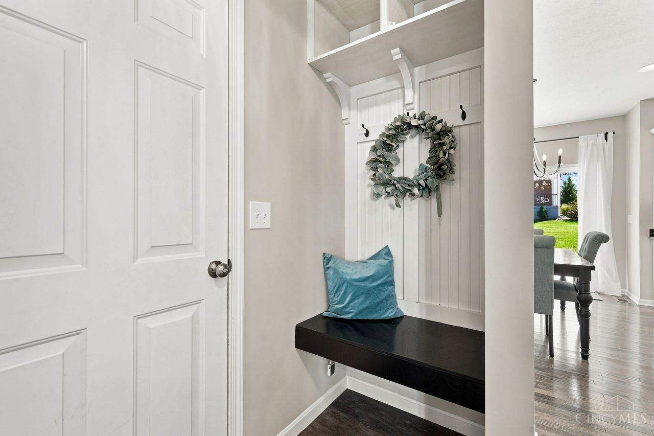 7109 Dudley View Drive Property Photo 12