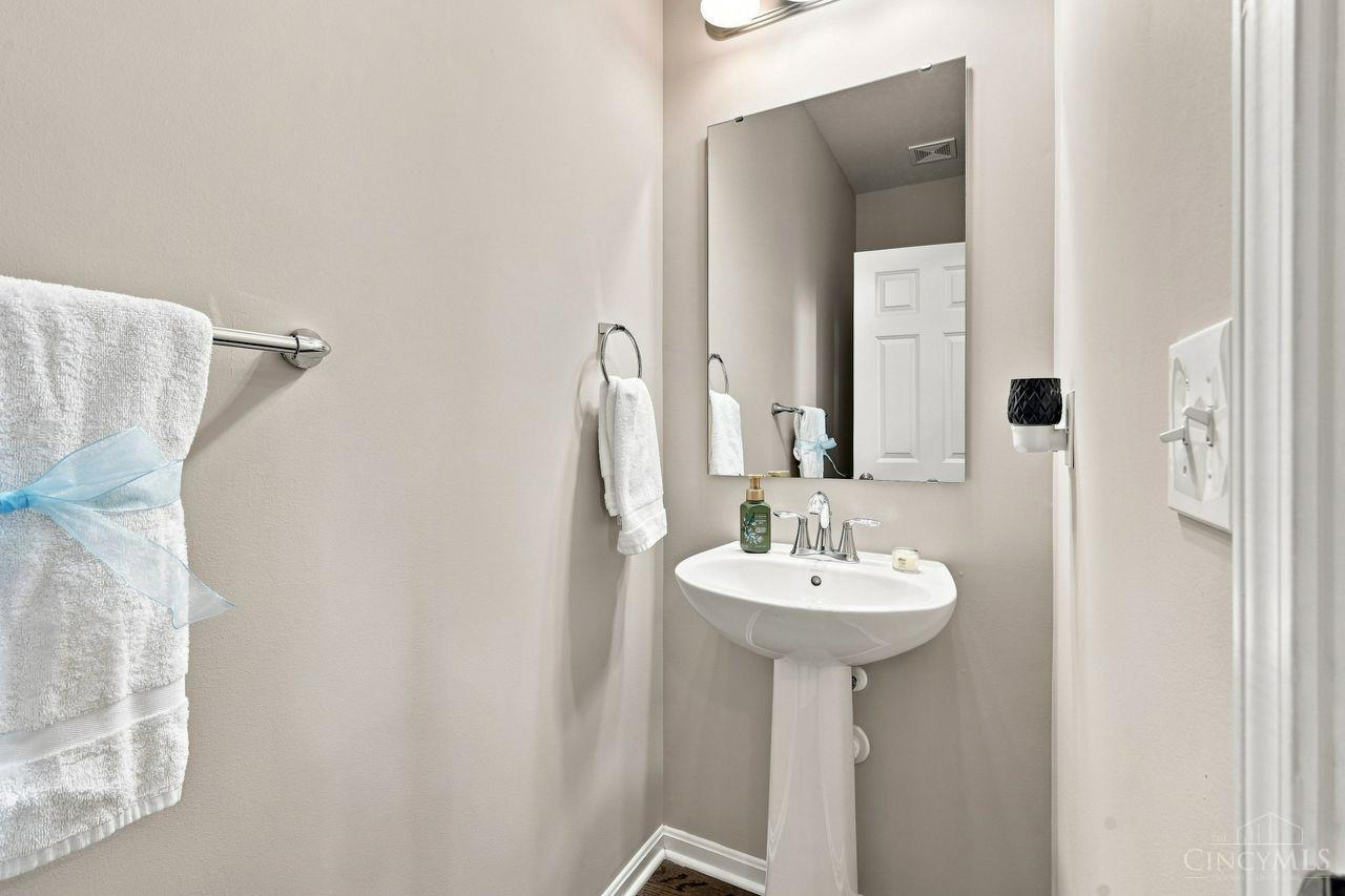 7109 Dudley View Drive Property Photo 13