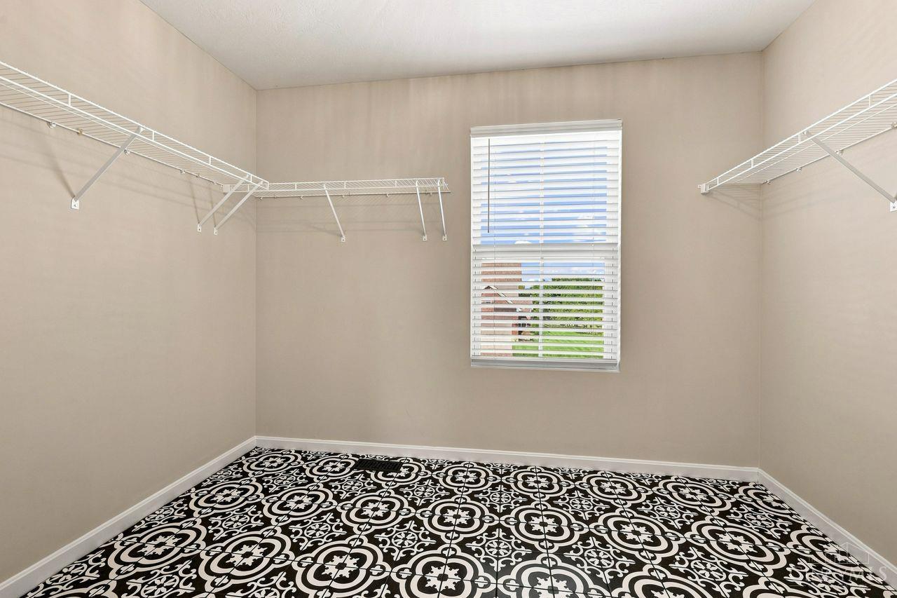 7109 Dudley View Drive Property Photo 20