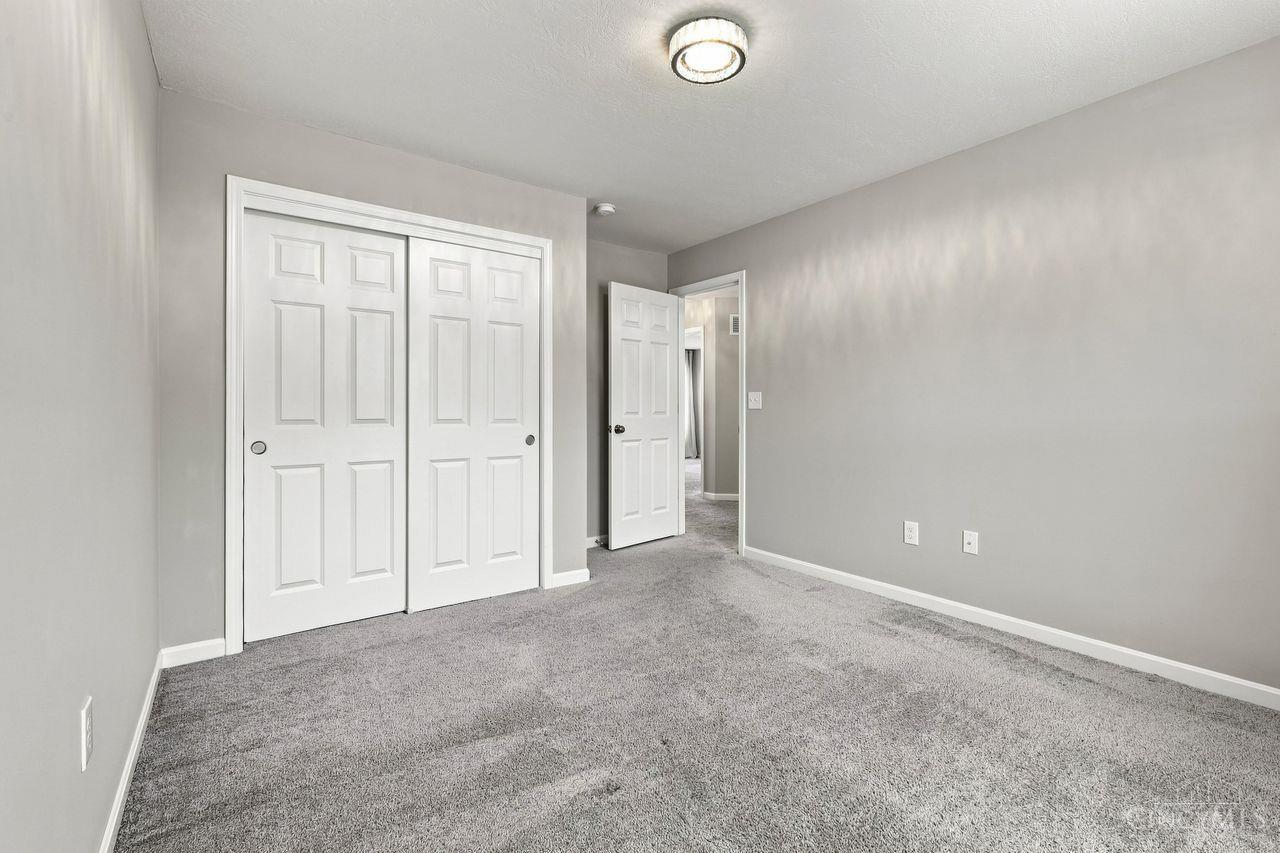 7109 Dudley View Drive Property Photo 28