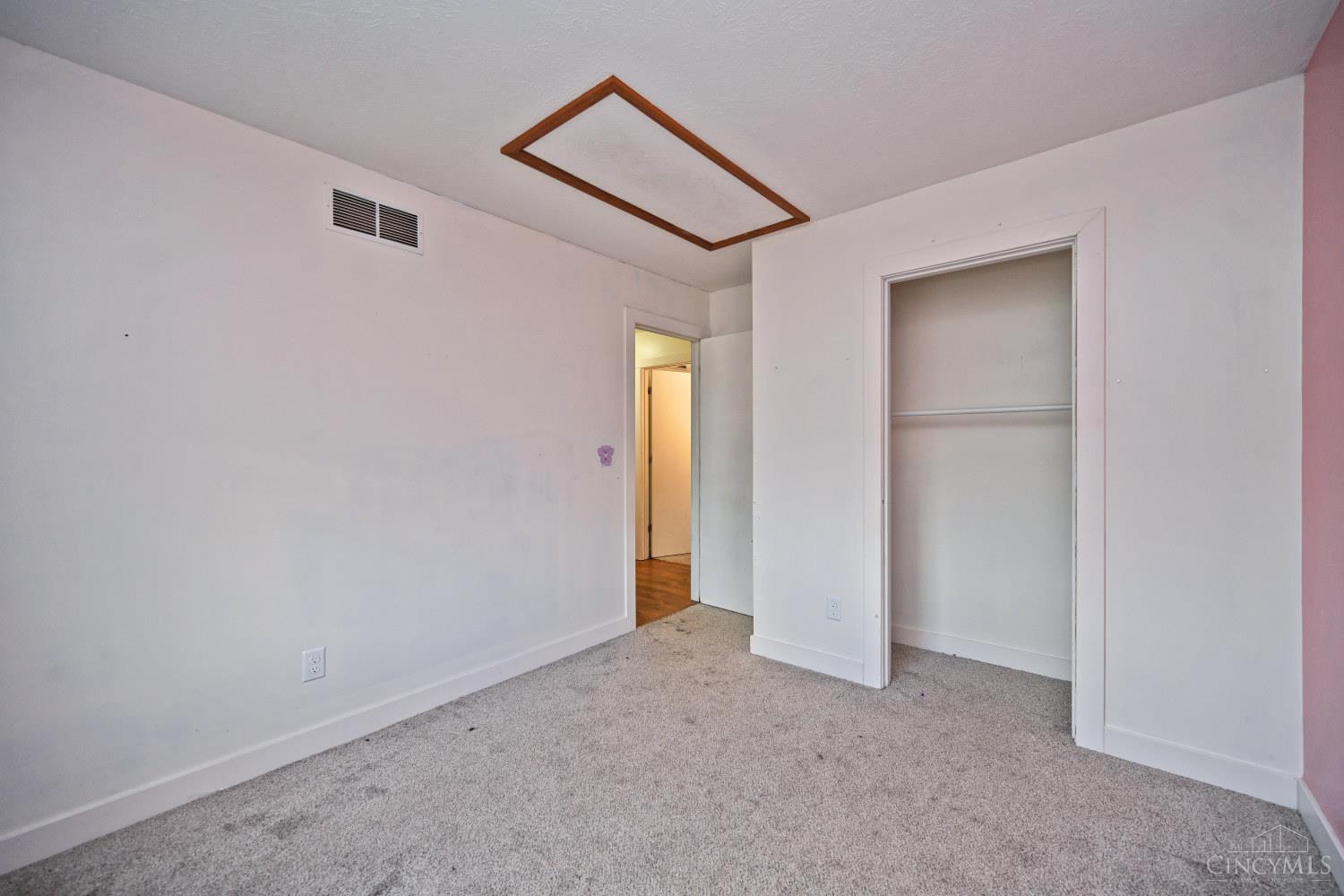 2613 Bradford Drive Property Photo 17