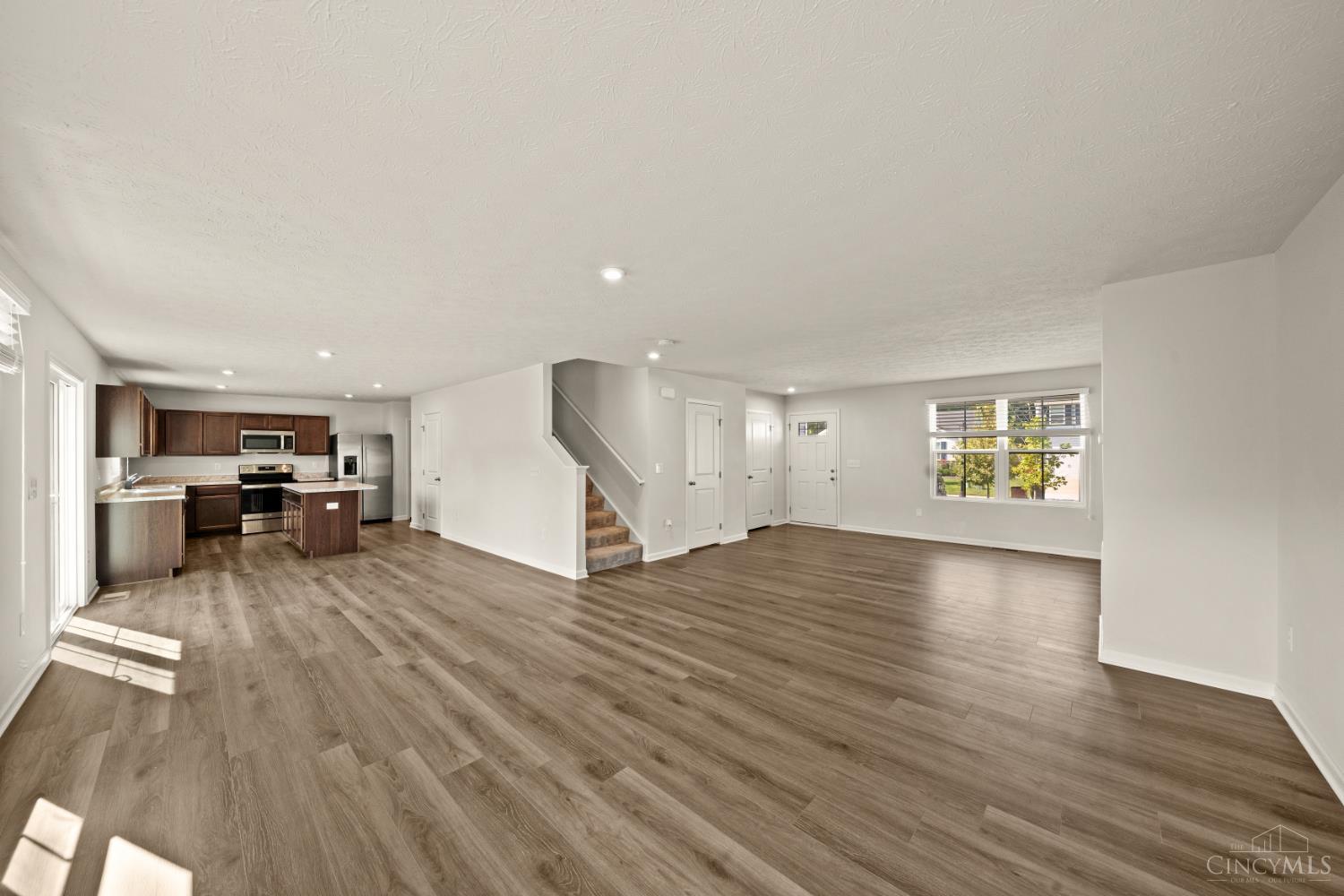 5006 Allens Ridge Drive Property Photo 6