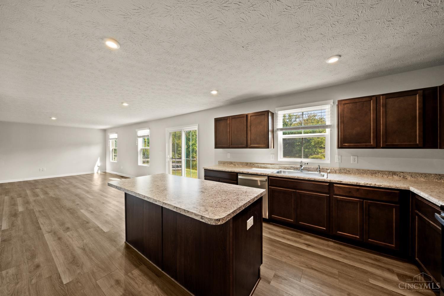 5006 Allens Ridge Drive Property Photo 11