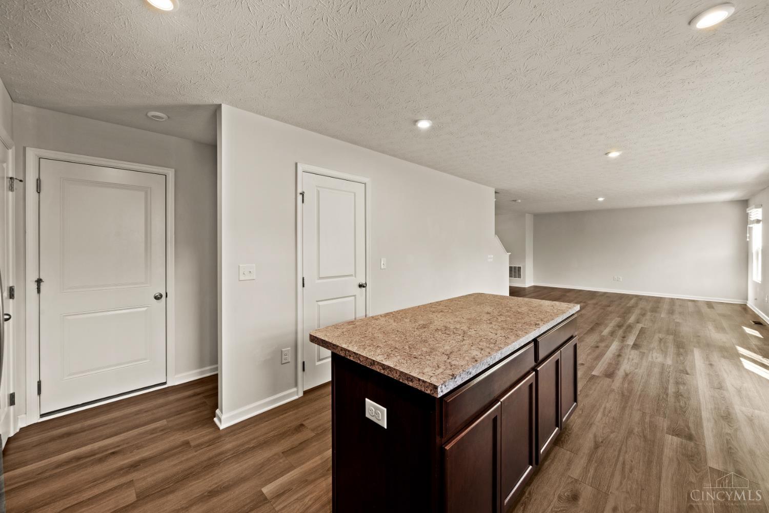 5006 Allens Ridge Drive Property Photo 12
