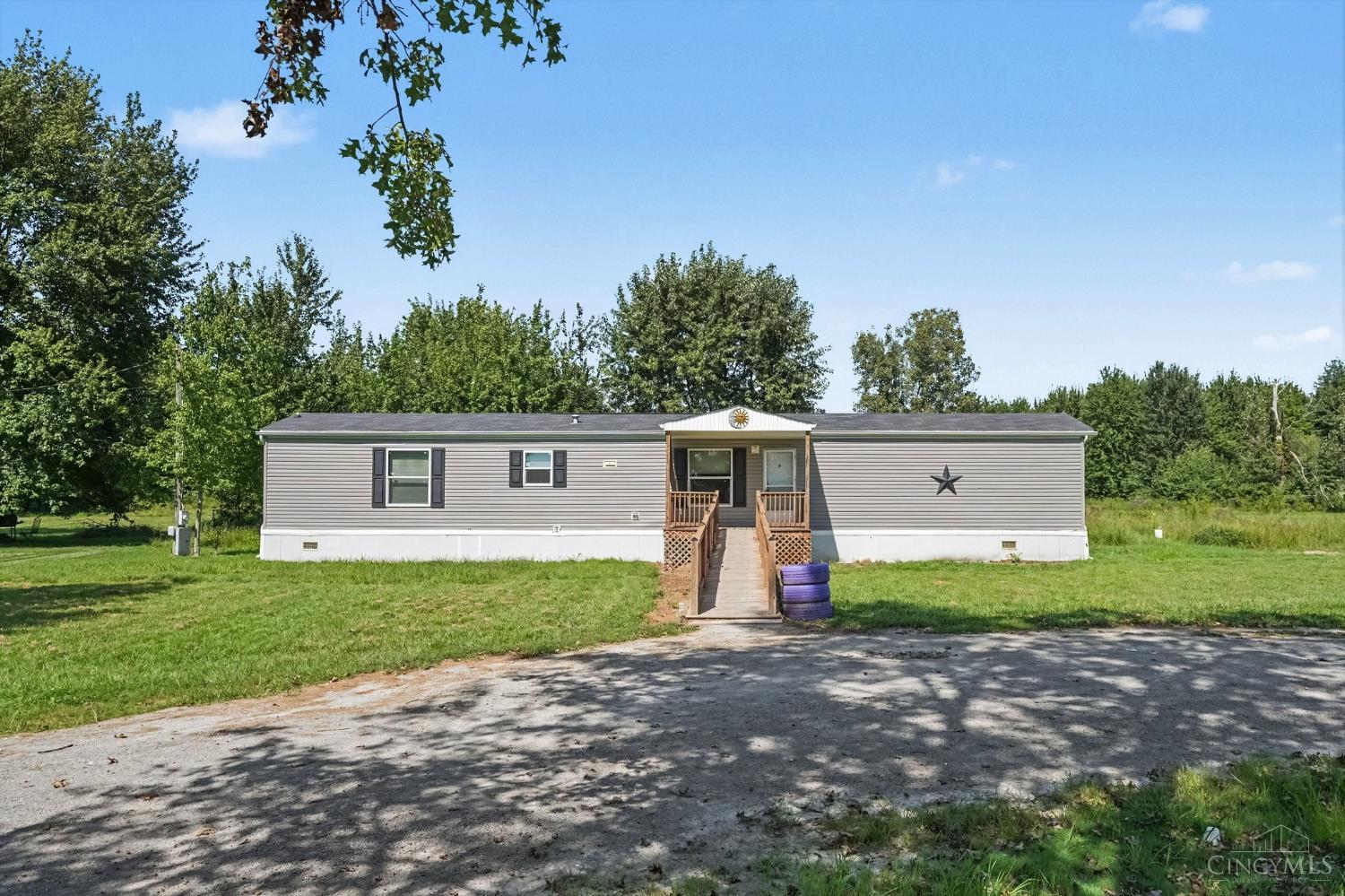 3215 Snider Malott Road Property Photo 1