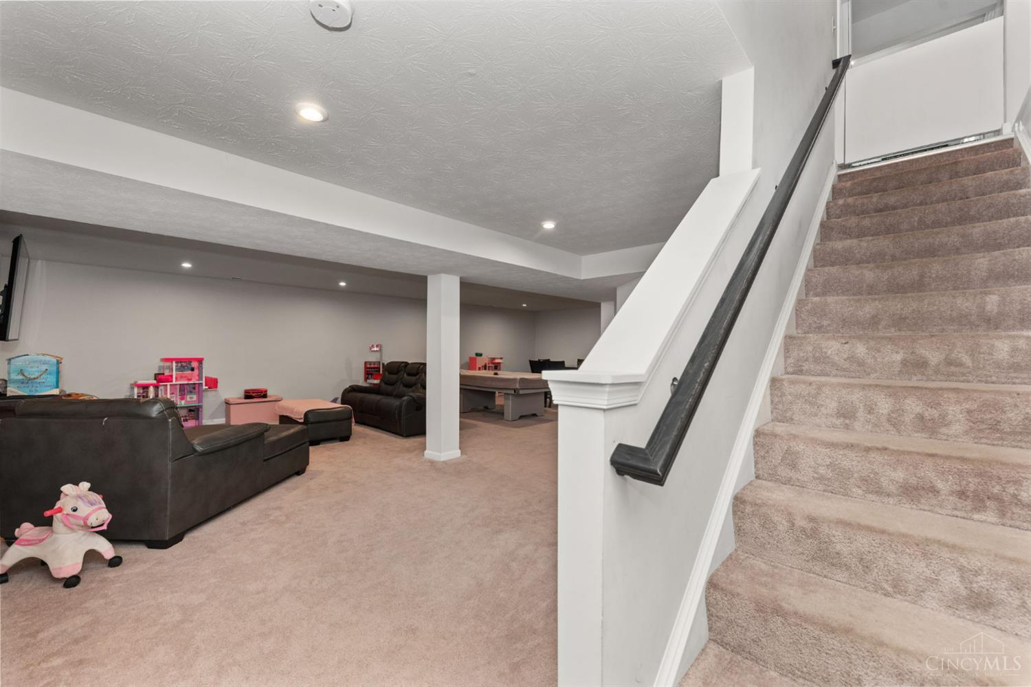 2320 Bridgewater Drive Property Photo 30
