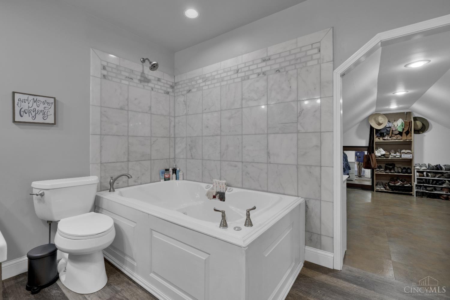 4110 Winn Road Property Photo 21