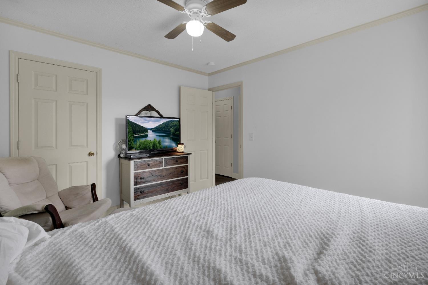4110 Winn Road Property Photo 23