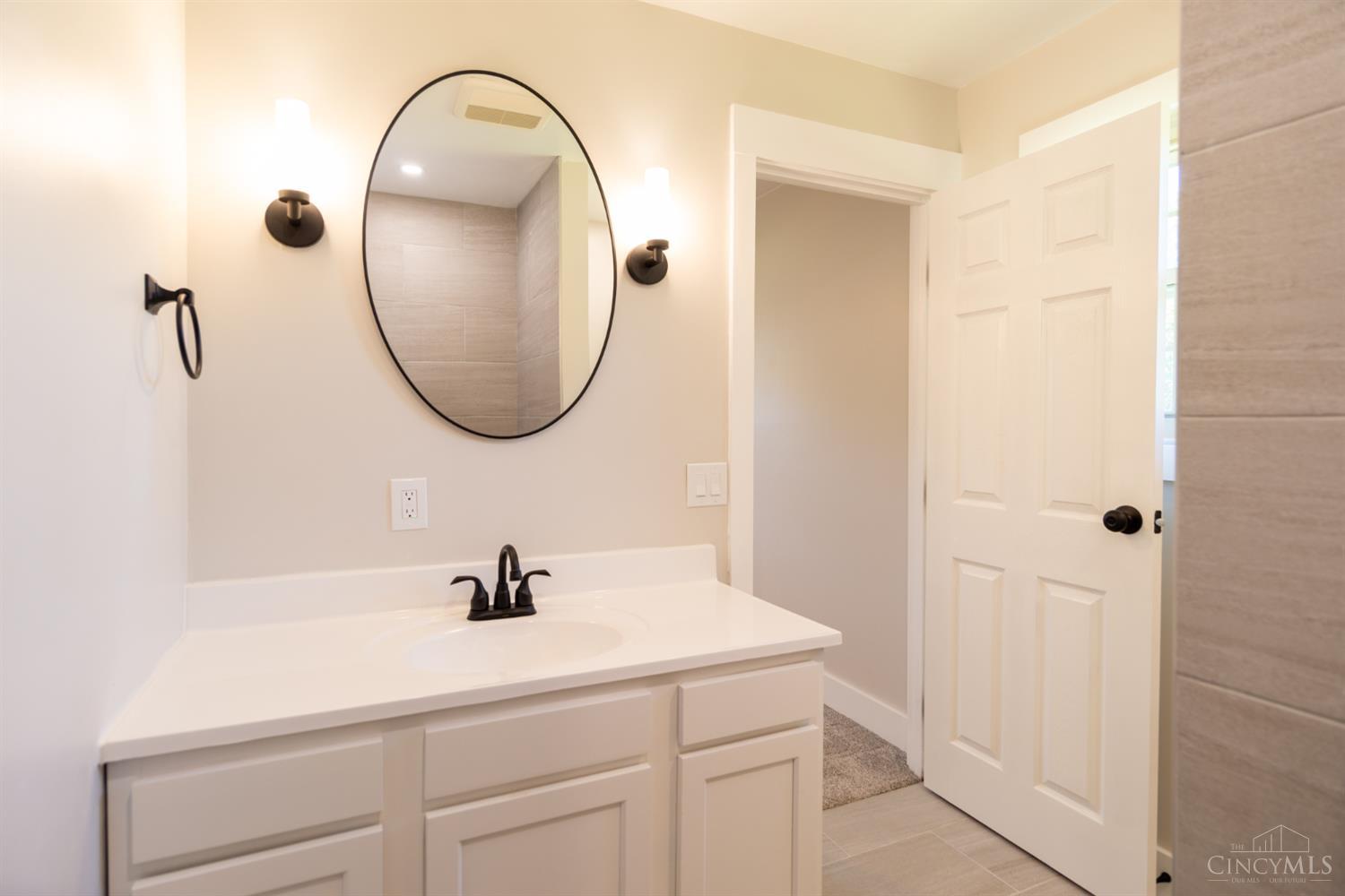 5330 Sherry Lane Property Photo 39