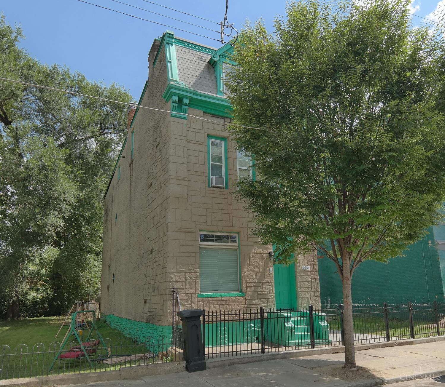 2968 Sidney Avenue Property Photo 1