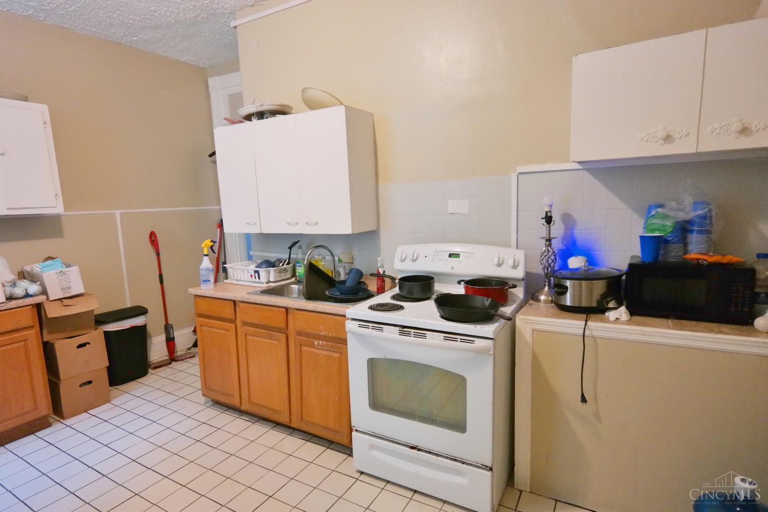 2968 Sidney Avenue Property Photo 11