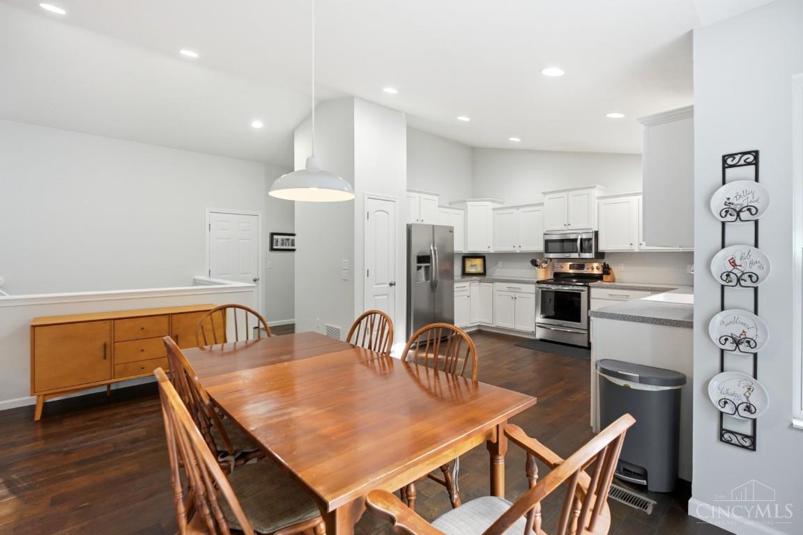 1810 Park Place Property Photo 10