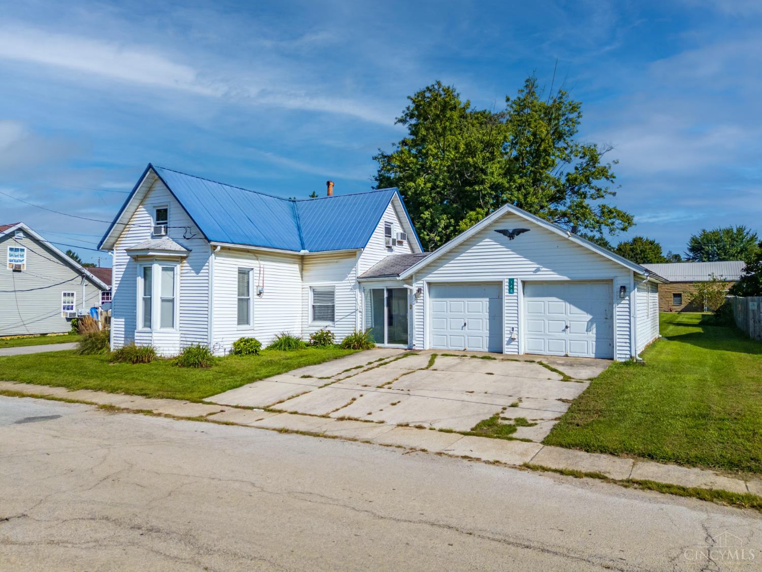 140 Elm Street Property Photo 4