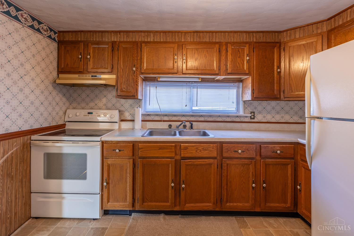 140 Elm Street Property Photo 23