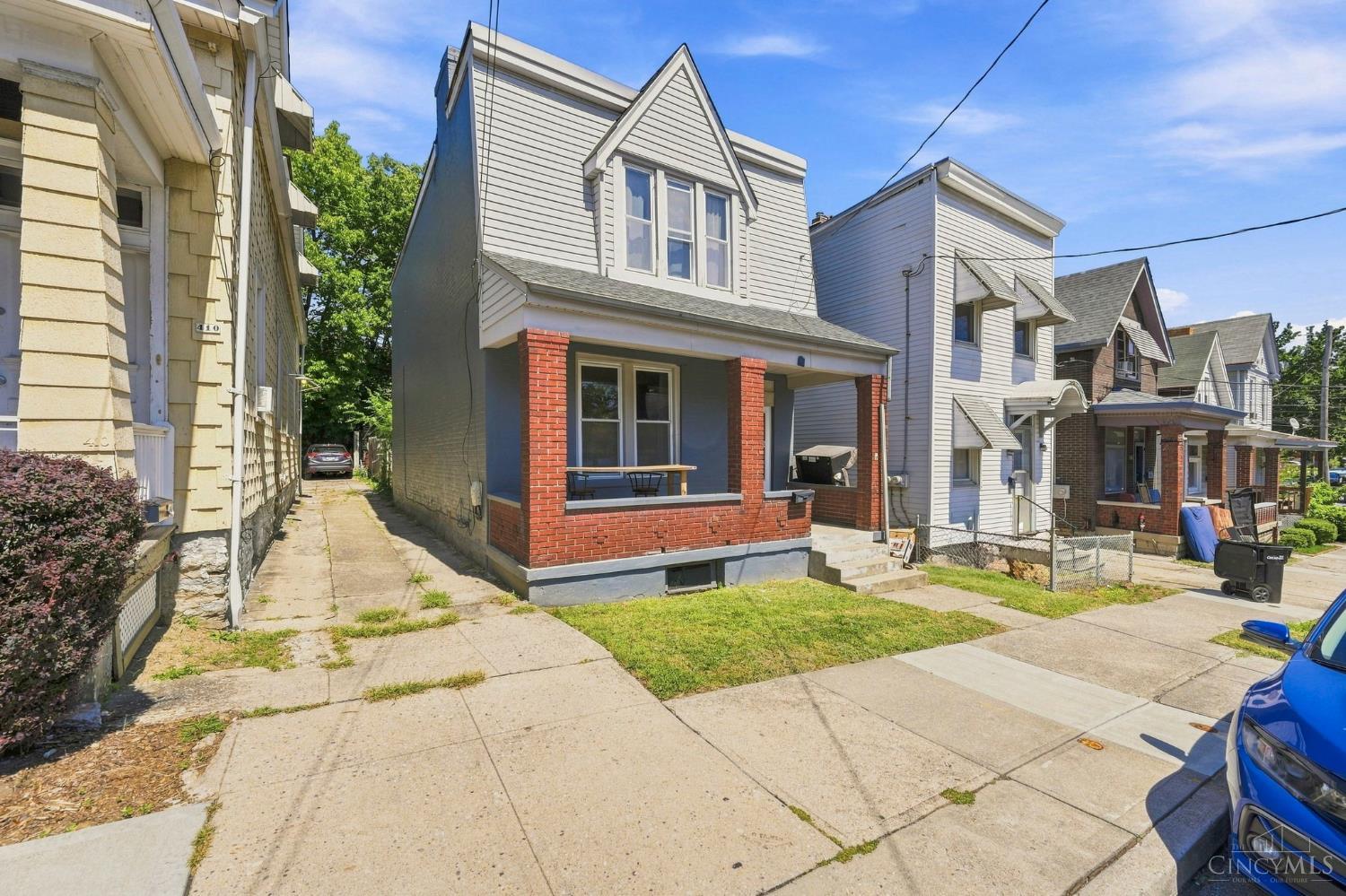 408 Ada Street Property Photo 1