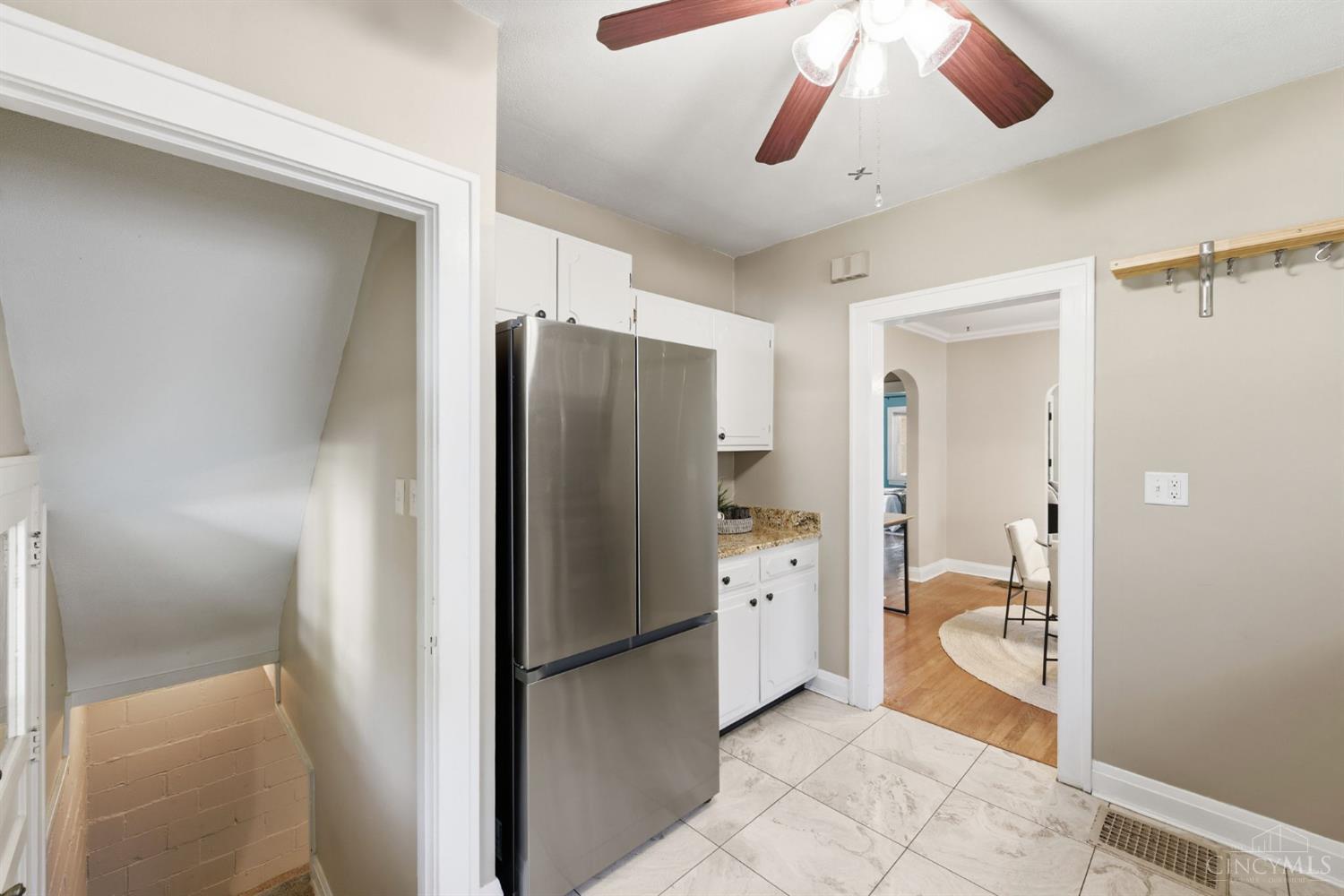 5547 Bosworth Place Property Photo 19
