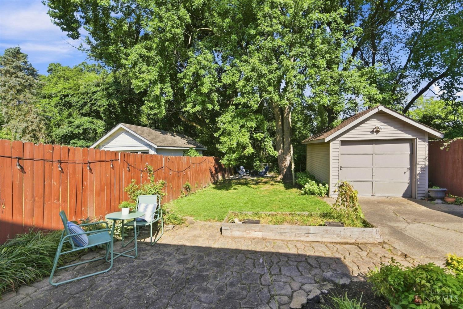 5547 Bosworth Place Property Photo 54