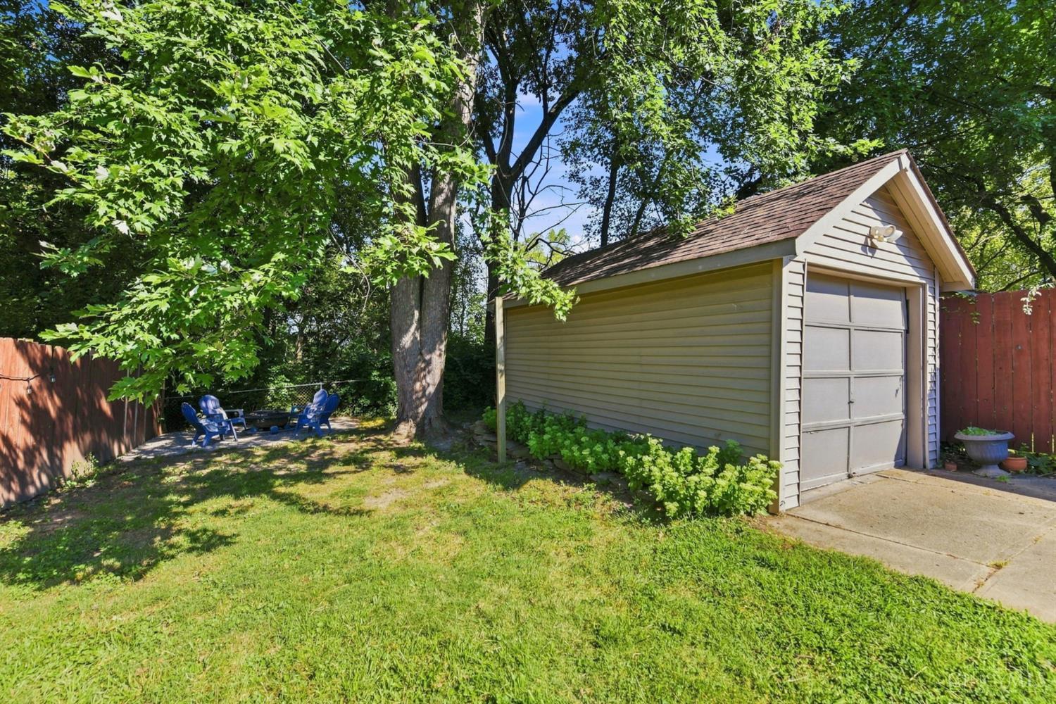 5547 Bosworth Place Property Photo 59