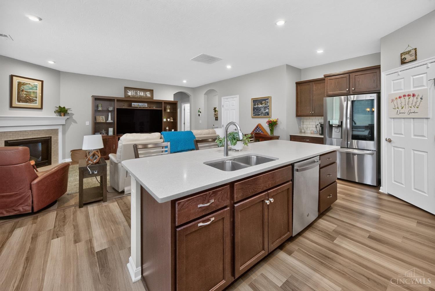 3781 Fairmount Circle Property Photo 10