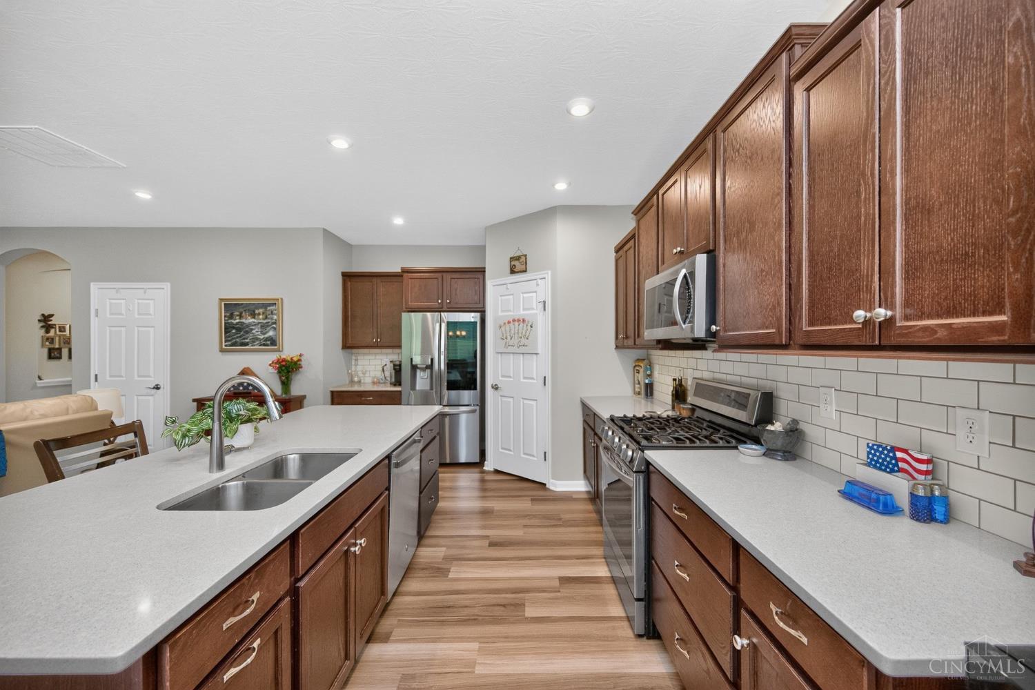 3781 Fairmount Circle Property Photo 11