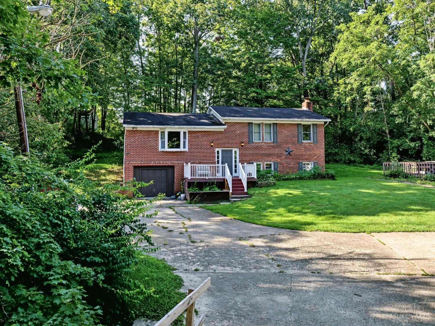 3357 Number Nine Road Property Photo 1