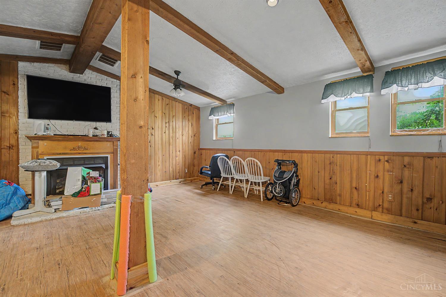 3357 Number Nine Road Property Photo 26