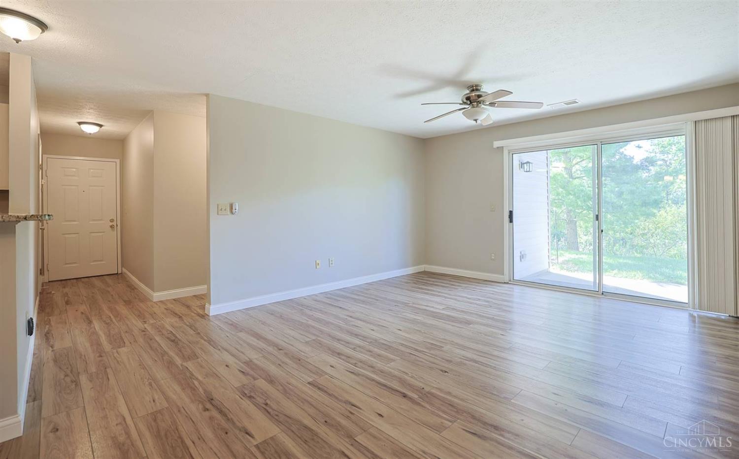 4906 Bordeaux Lane Property Photo 7