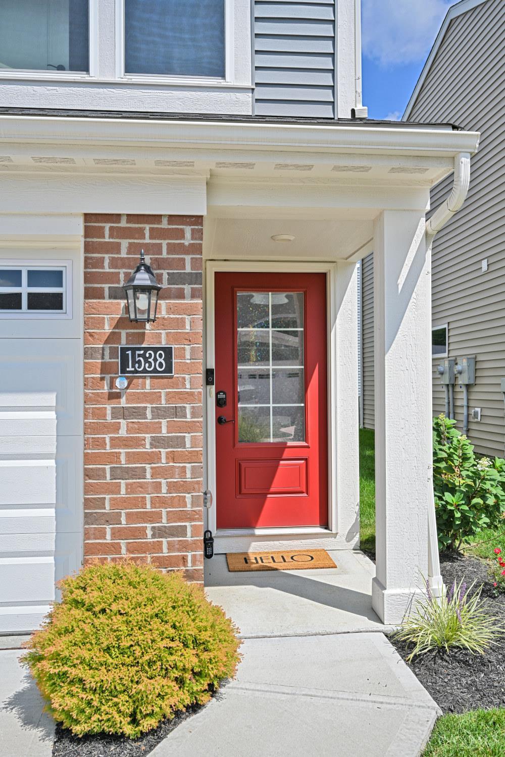 1538 Summerview Lane Property Photo 3