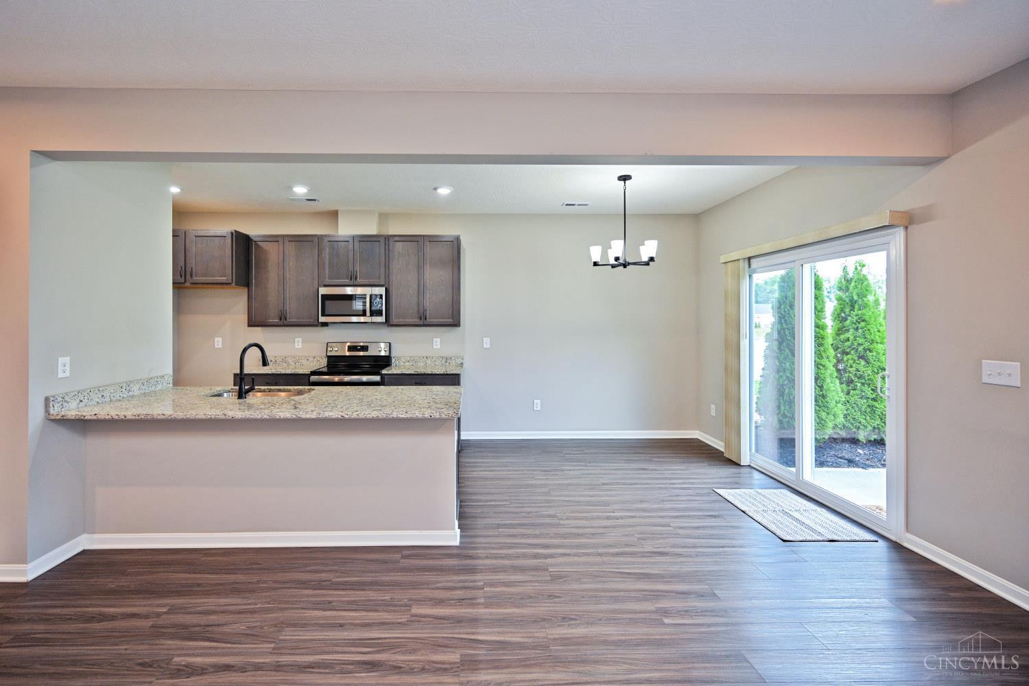 1538 Summerview Lane Property Photo 11