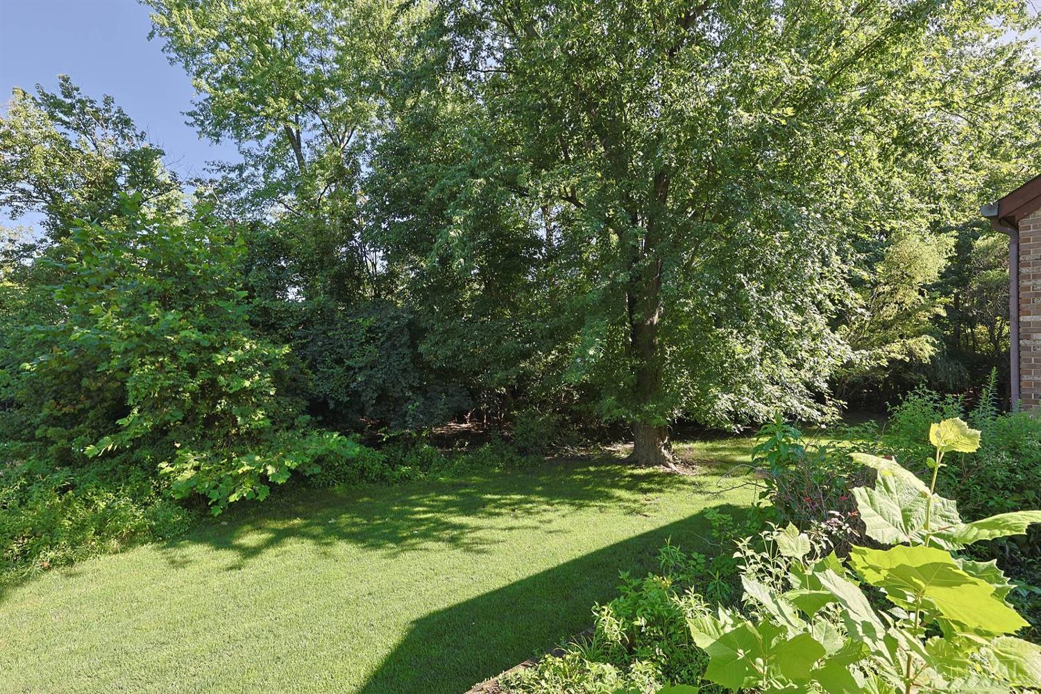 6895 Marblehead Drive Property Photo 8