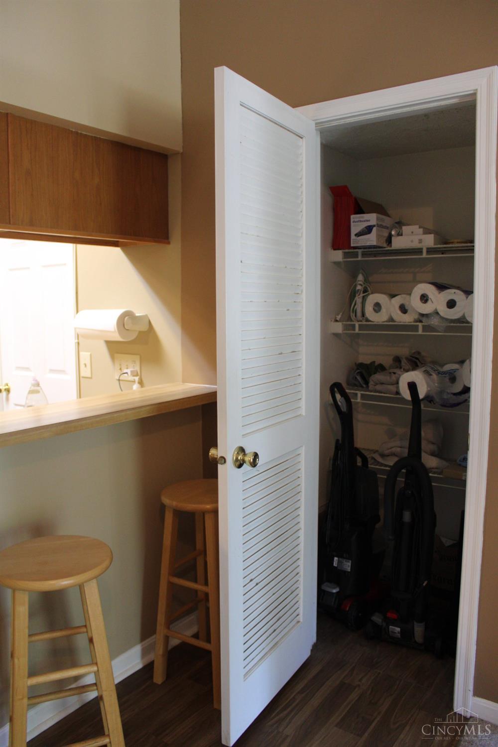 5757 Cheviot Road Property Photo 10