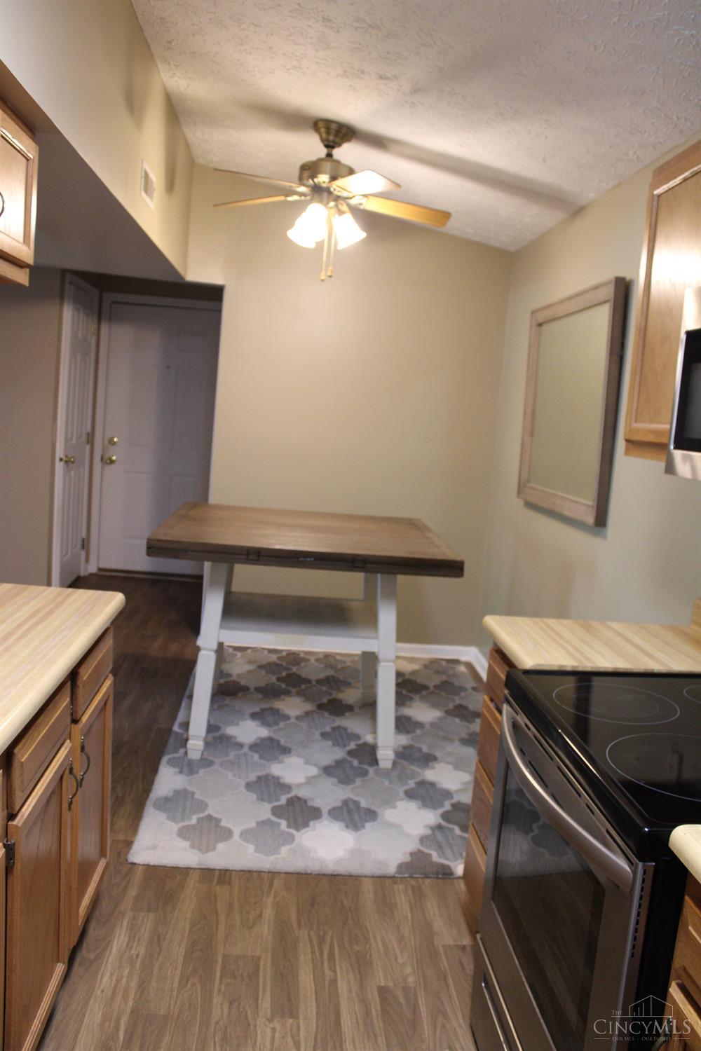 5757 Cheviot Road Property Photo 12