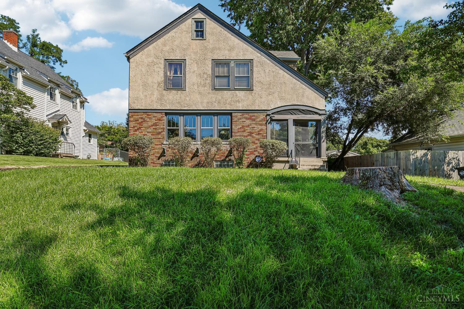 207 Aberdeen Drive