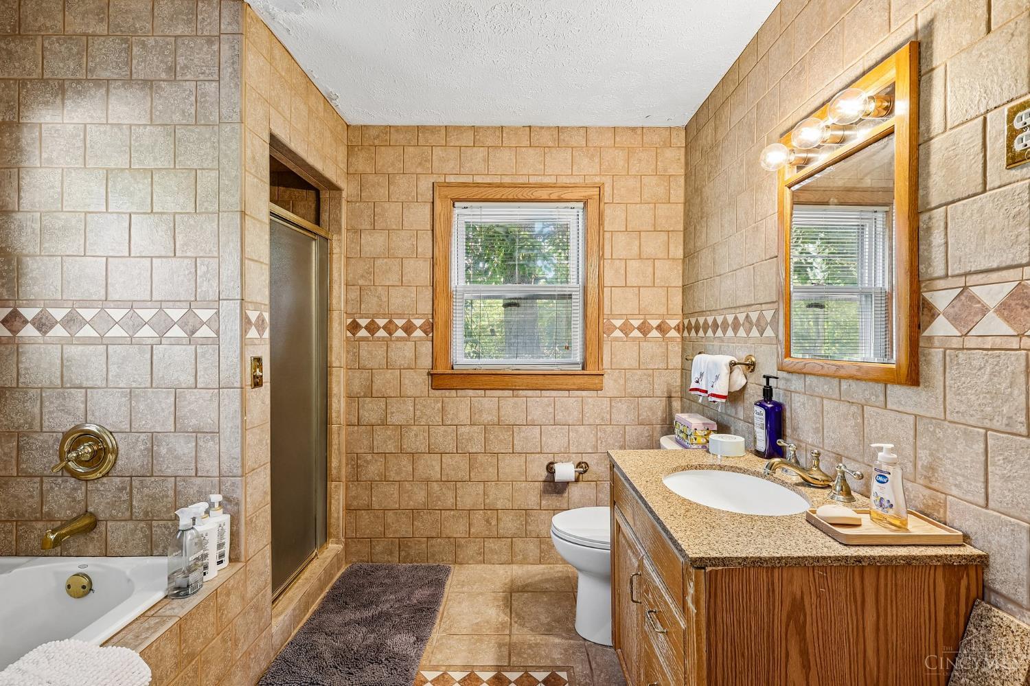 207 Aberdeen Drive Property Photo 24