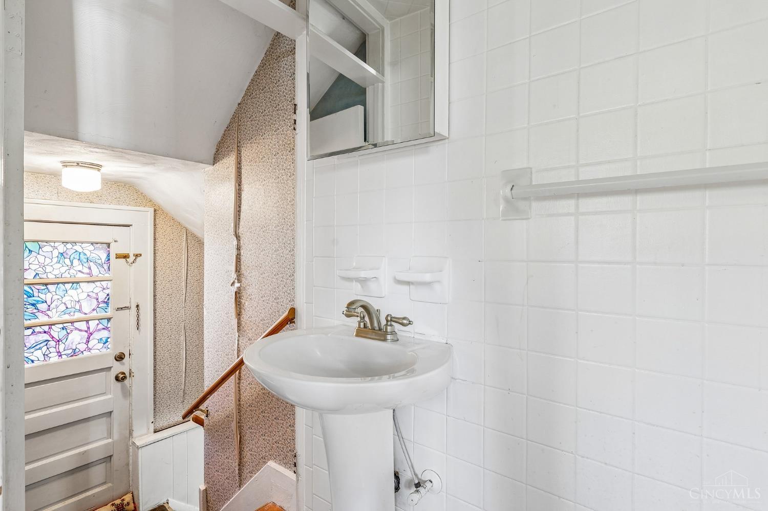 207 Aberdeen Drive Property Photo 33