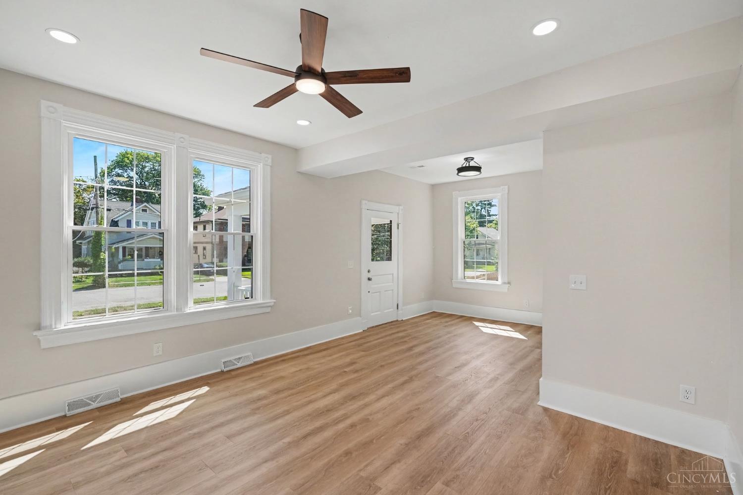 5809 Lathrop Place Property Photo 3