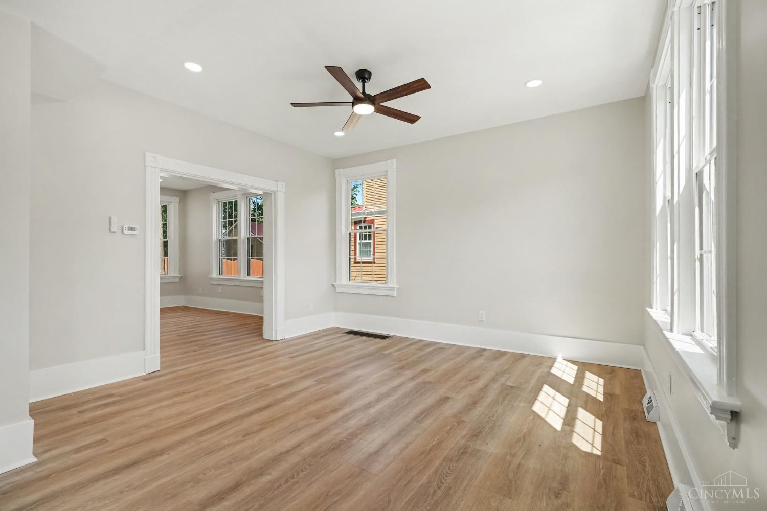 5809 Lathrop Place Property Photo 4