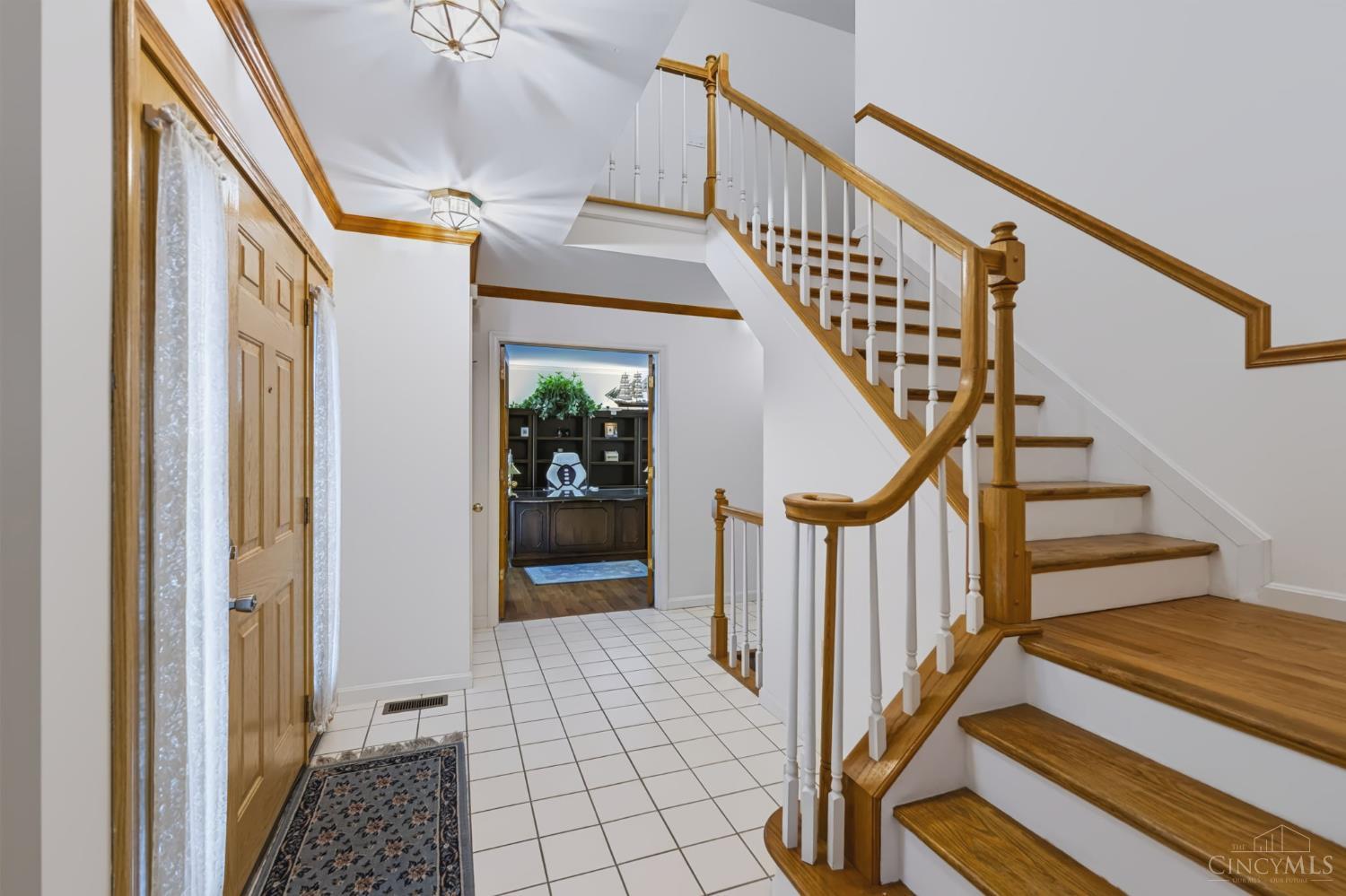 8363 Squirrel Hollow Ridge Property Photo 3