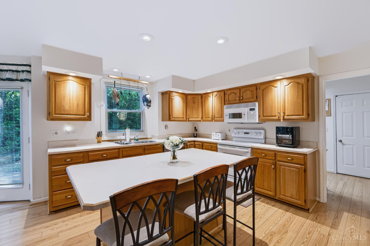 8363 Squirrel Hollow Ridge Property Photo 20