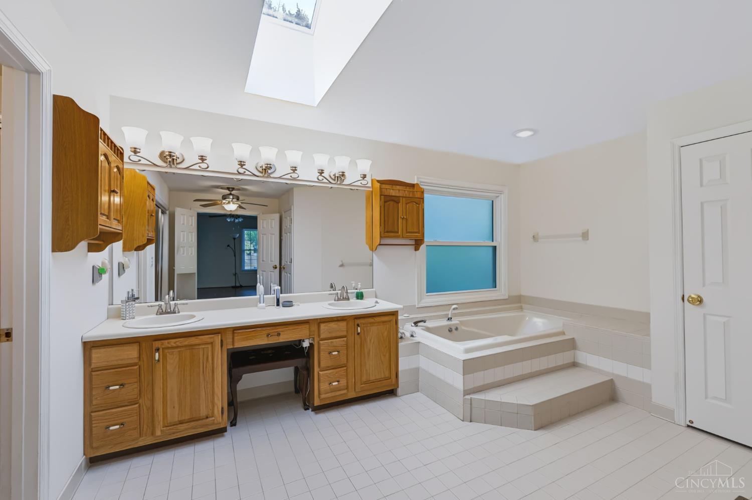 8363 Squirrel Hollow Ridge Property Photo 35