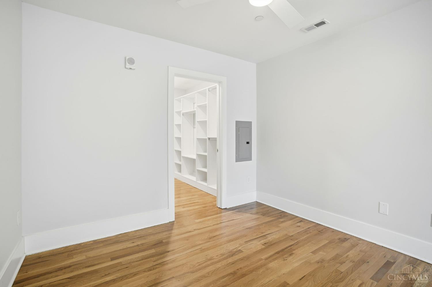 E 11 Court Street Property Photo 12