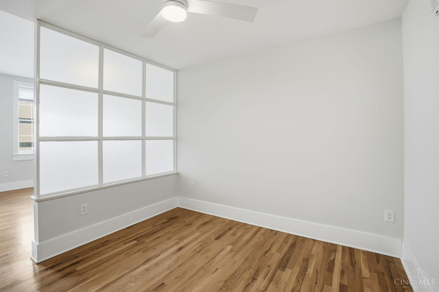 E 11 Court Street Property Photo 14
